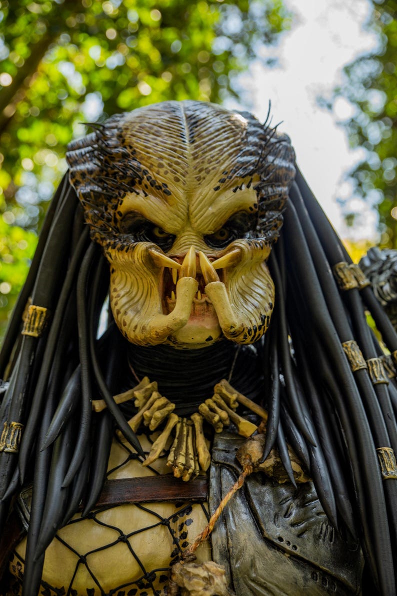 Predator Deluxe Cosplay Costume